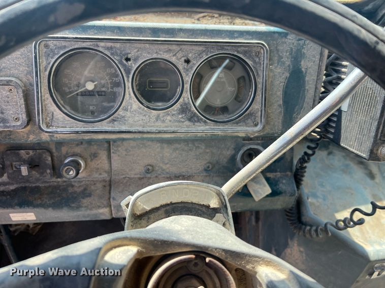 image for item NA9259 1986 Chevrolet Step Van 30 delivery truck