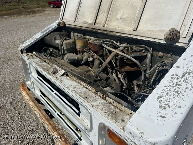 image for item NA9259 1986 Chevrolet Step Van 30 delivery truck