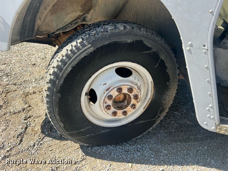 image for item NA9259 1986 Chevrolet Step Van 30 delivery truck