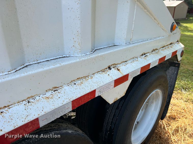 image for item NA9260 2017 Construction Trailer Specialists BDT 36 bottom dump trailer