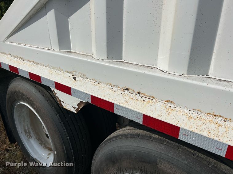 image for item NA9260 2017 Construction Trailer Specialists BDT 36 bottom dump trailer