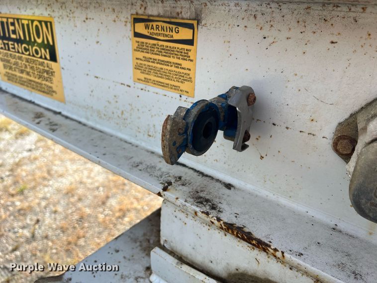 image for item NA9260 2017 Construction Trailer Specialists BDT 36 bottom dump trailer