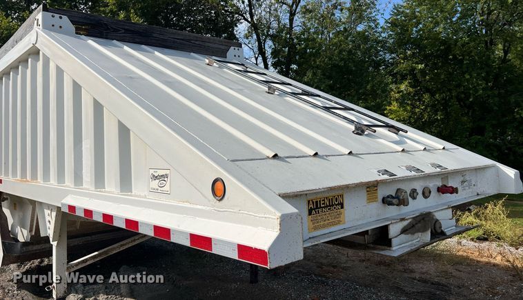 image for item NA9260 2017 Construction Trailer Specialists BDT 36 bottom dump trailer