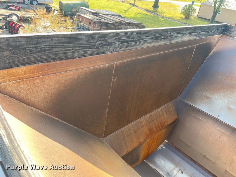 image for item NA9260 2017 Construction Trailer Specialists BDT 36 bottom dump trailer