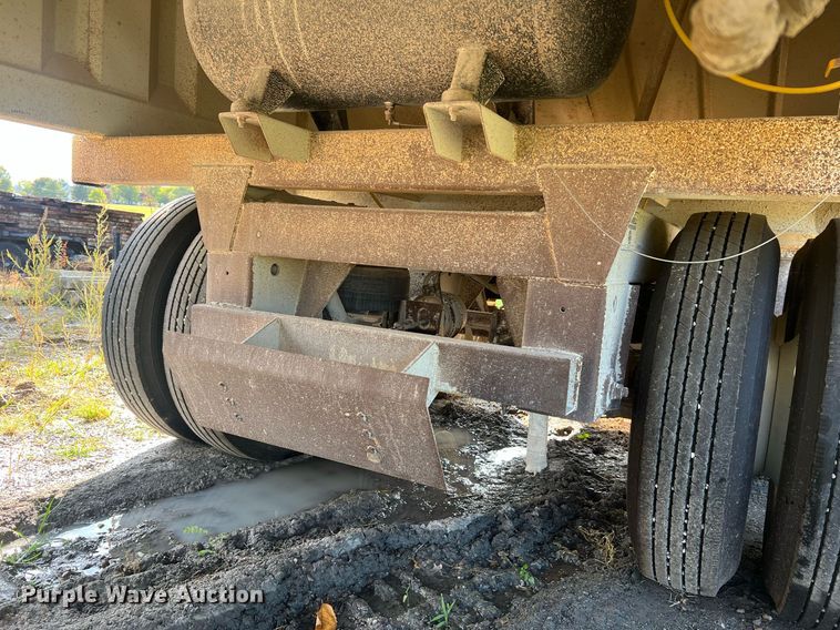 image for item NA9260 2017 Construction Trailer Specialists BDT 36 bottom dump trailer