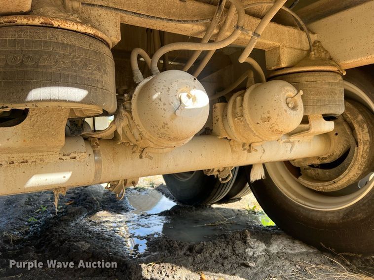 image for item NA9260 2017 Construction Trailer Specialists BDT 36 bottom dump trailer