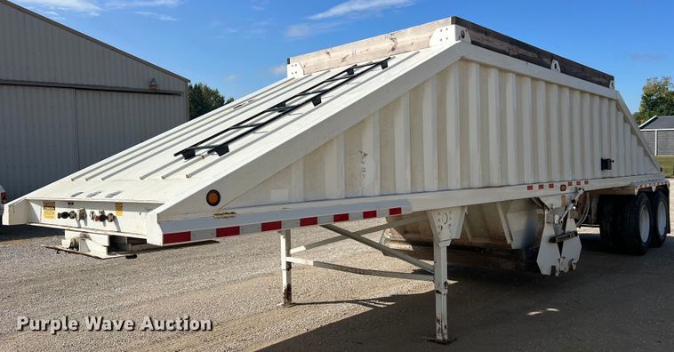 image for item NA9261 2016 Construction Trailer Specialists  BDT 36 bottom dump trailer