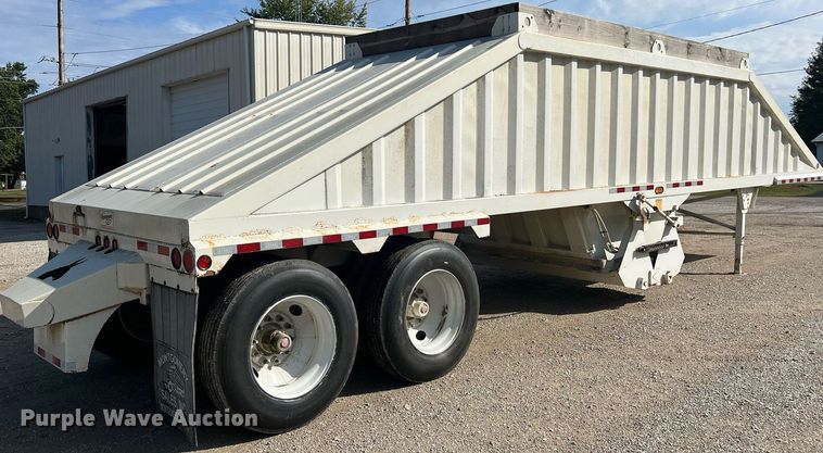 image for item NA9261 2016 Construction Trailer Specialists  BDT 36 bottom dump trailer
