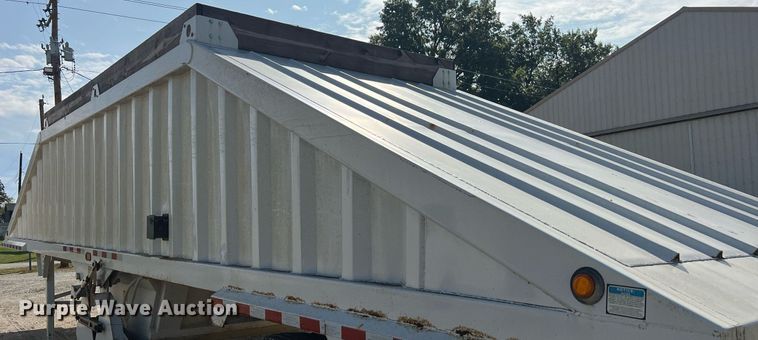 image for item NA9261 2016 Construction Trailer Specialists  BDT 36 bottom dump trailer