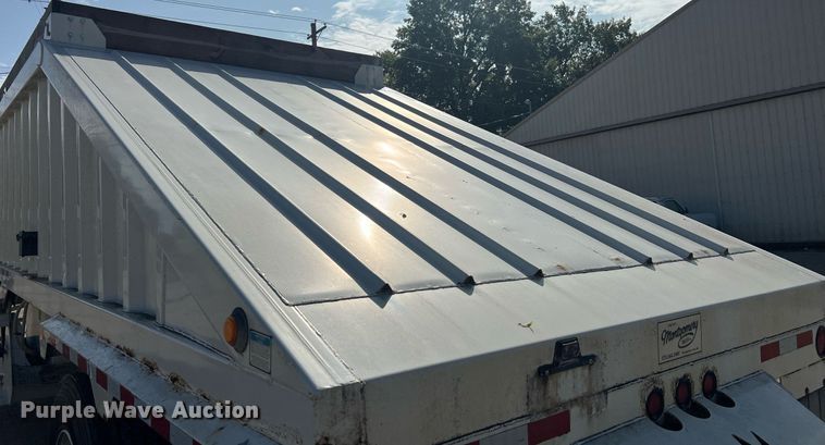 image for item NA9261 2016 Construction Trailer Specialists  BDT 36 bottom dump trailer