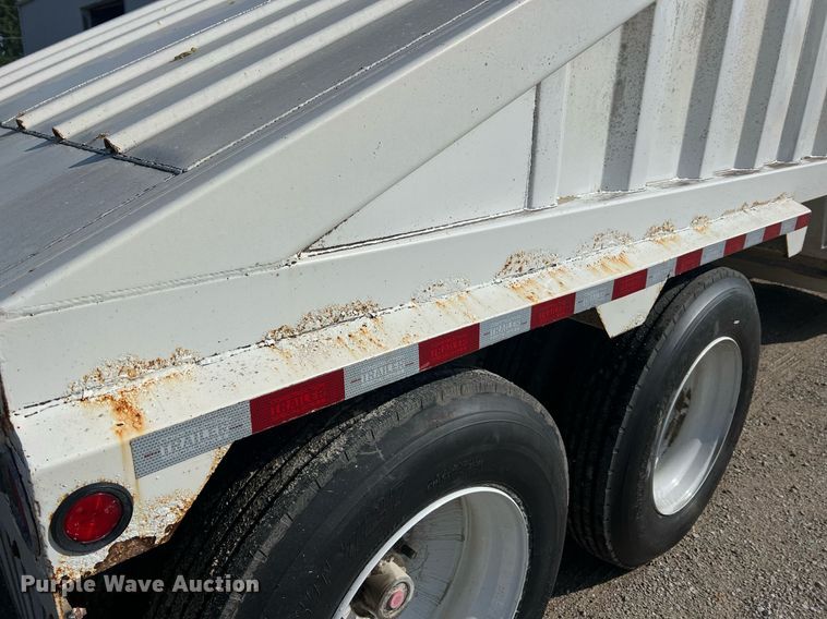 image for item NA9261 2016 Construction Trailer Specialists  BDT 36 bottom dump trailer