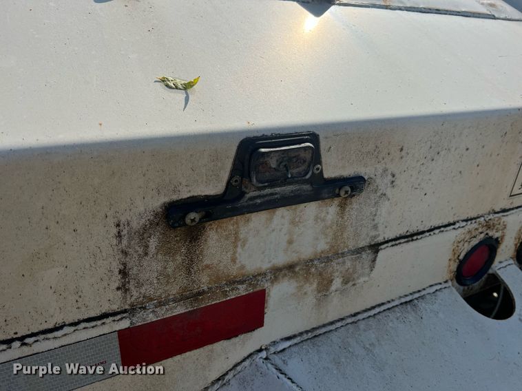 image for item NA9261 2016 Construction Trailer Specialists  BDT 36 bottom dump trailer