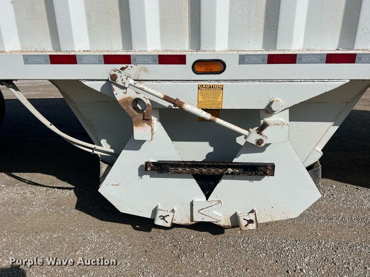 image for item NA9261 2016 Construction Trailer Specialists  BDT 36 bottom dump trailer