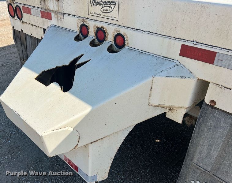 image for item NA9261 2016 Construction Trailer Specialists  BDT 36 bottom dump trailer