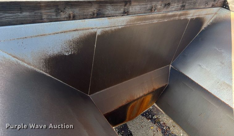 image for item NA9261 2016 Construction Trailer Specialists  BDT 36 bottom dump trailer