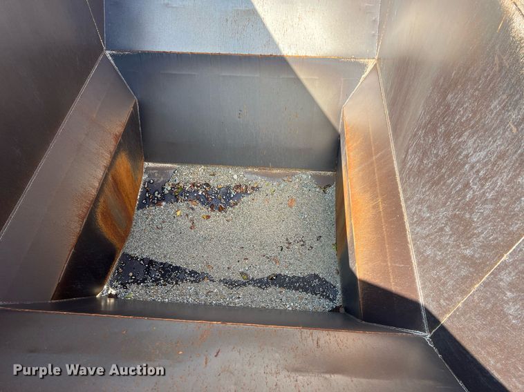 image for item NA9261 2016 Construction Trailer Specialists  BDT 36 bottom dump trailer