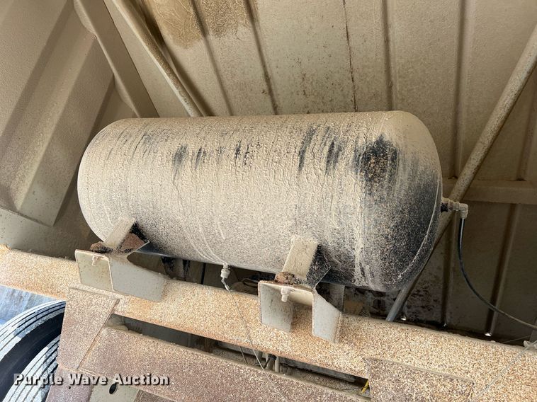 image for item NA9261 2016 Construction Trailer Specialists  BDT 36 bottom dump trailer