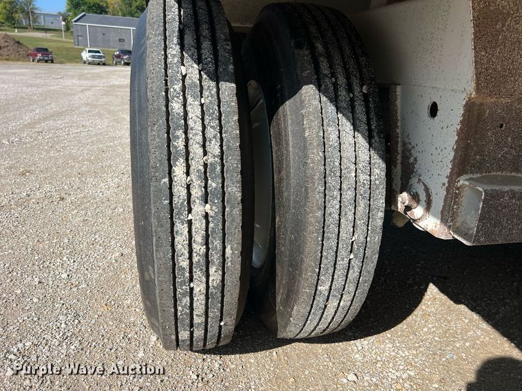 image for item NA9261 2016 Construction Trailer Specialists  BDT 36 bottom dump trailer