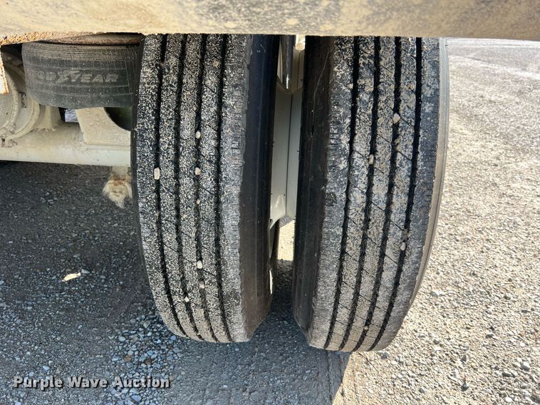 image for item NA9261 2016 Construction Trailer Specialists  BDT 36 bottom dump trailer