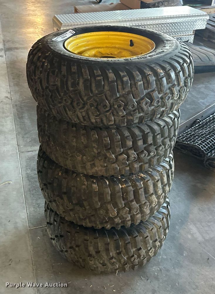 image for item NL9054 John Deere Gator  wheels