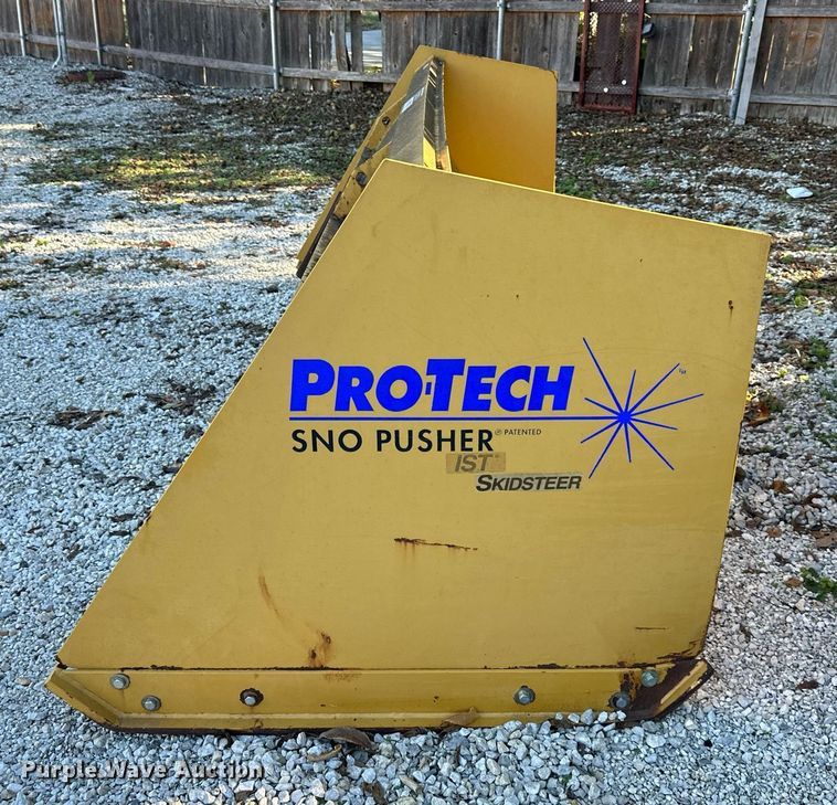 image for item NL9062 Pro-Tech IS10S  skid steer snow pusher