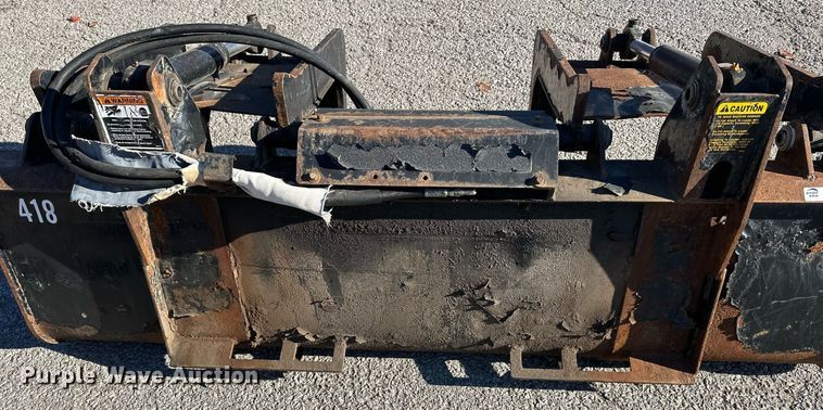 image for item NL9166 Bradco  72" W skid steer grapple bucket