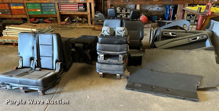 image for item NL9171 Ford  SUV parts