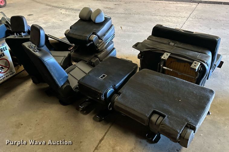 image for item NL9171 Ford  SUV parts