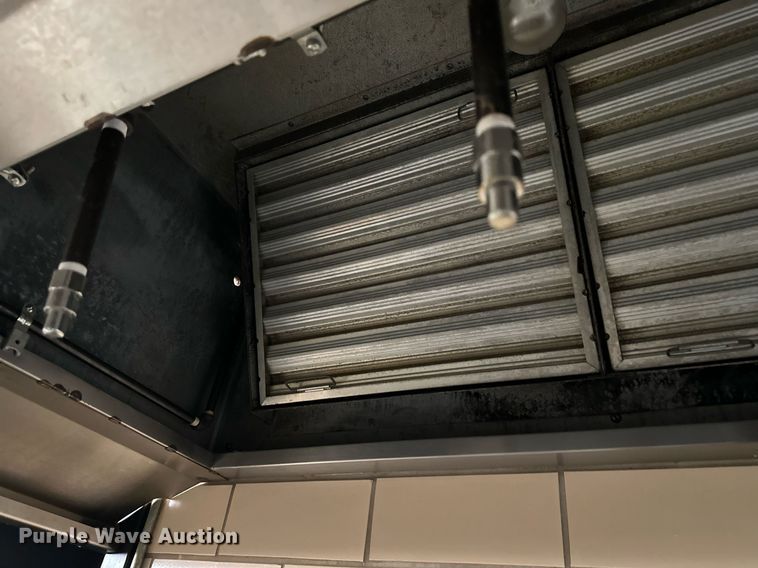 image for item NL9172 Gas range with ventilation system