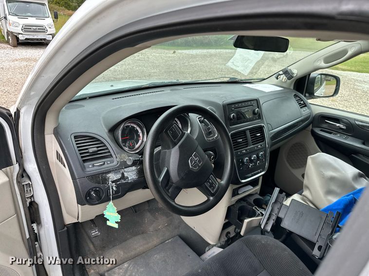 image for item NO9322 2014 Dodge Grand Caravan  handicap accessible van