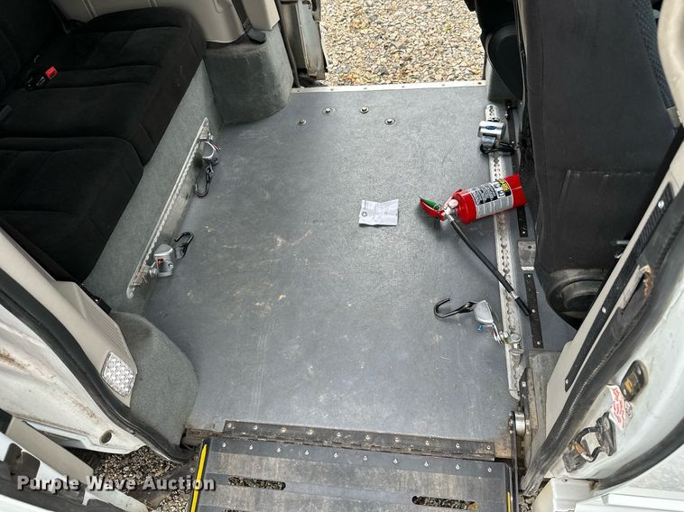 image for item NO9322 2014 Dodge Grand Caravan  handicap accessible van