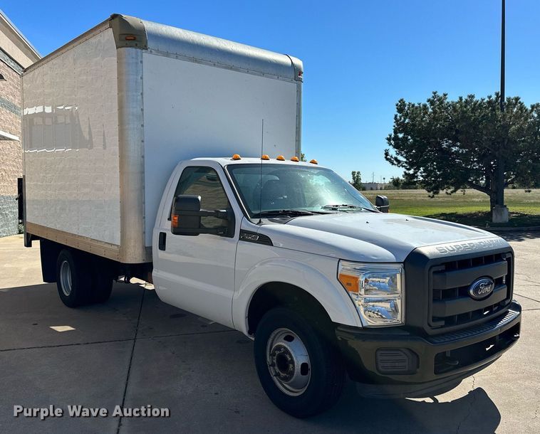 image for item NQ9541 2014 Ford F350 Super Duty  box truck