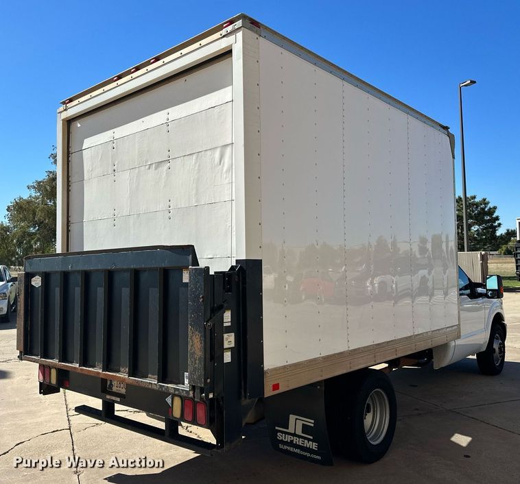 image for item NQ9541 2014 Ford F350 Super Duty  box truck