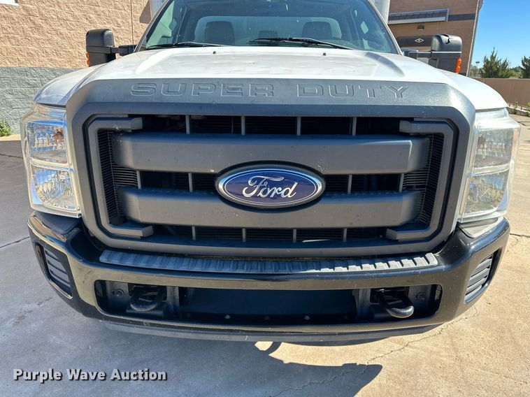 image for item NQ9541 2014 Ford F350 Super Duty  box truck