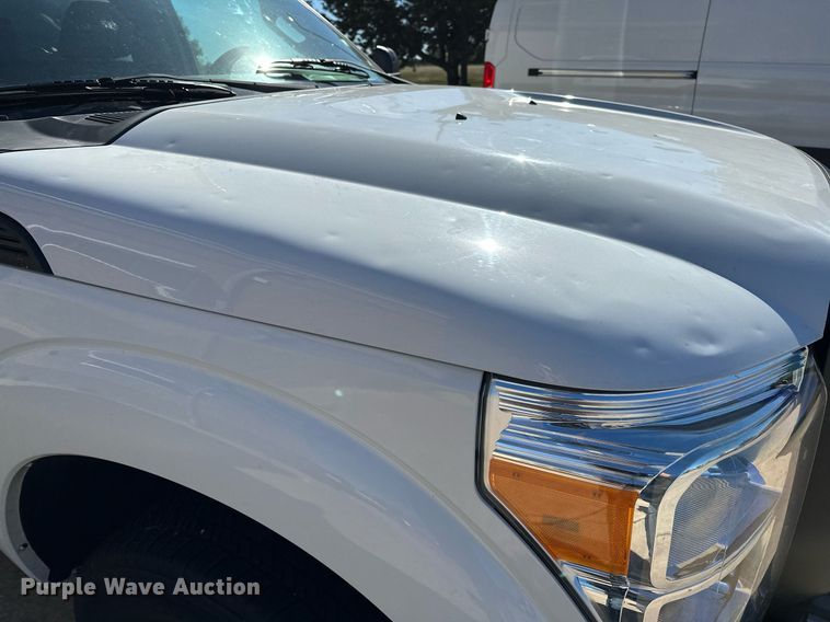 image for item NQ9541 2014 Ford F350 Super Duty  box truck