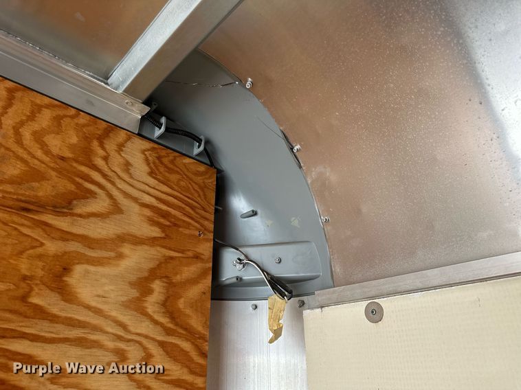 image for item NQ9541 2014 Ford F350 Super Duty  box truck