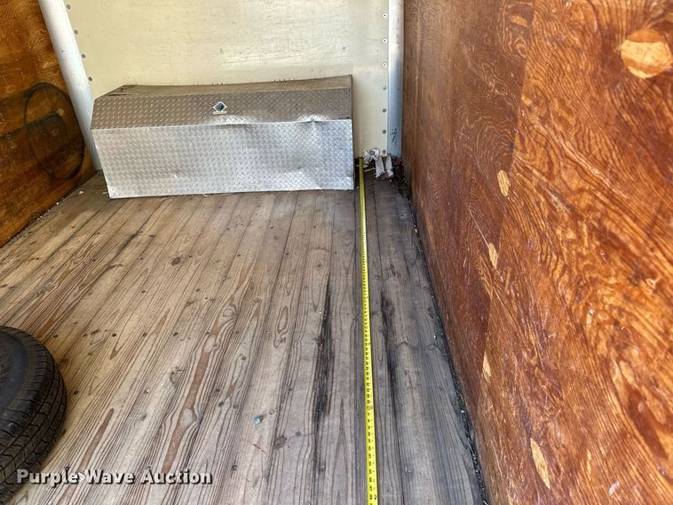 image for item NQ9541 2014 Ford F350 Super Duty  box truck