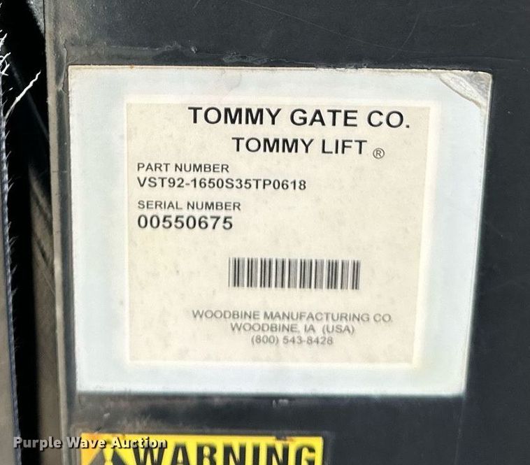 image for item NQ9541 2014 Ford F350 Super Duty  box truck