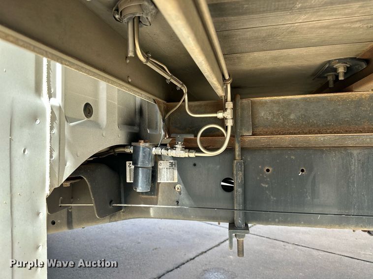 image for item NQ9541 2014 Ford F350 Super Duty  box truck