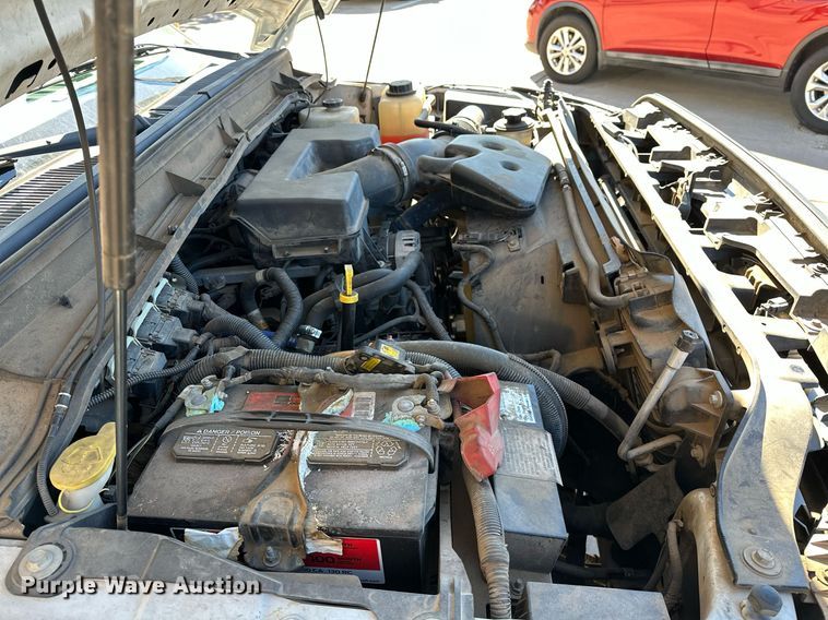 image for item NQ9541 2014 Ford F350 Super Duty  box truck