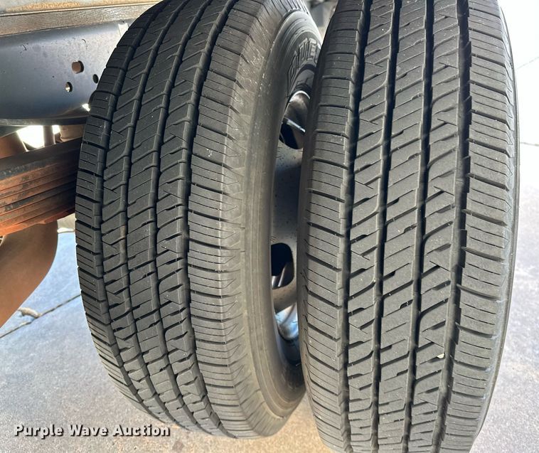 image for item NQ9541 2014 Ford F350 Super Duty  box truck