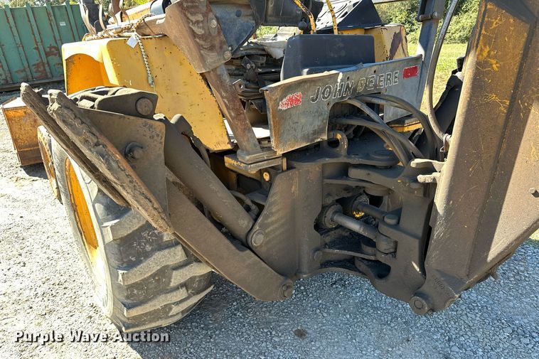 image for item NQ9544 1988 John Deere 310C  backhoe