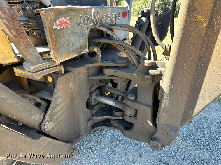 image for item NQ9544 1988 John Deere 310C  backhoe