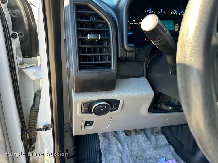 image for item NQ9545 2017 Ford F150  pickup truck