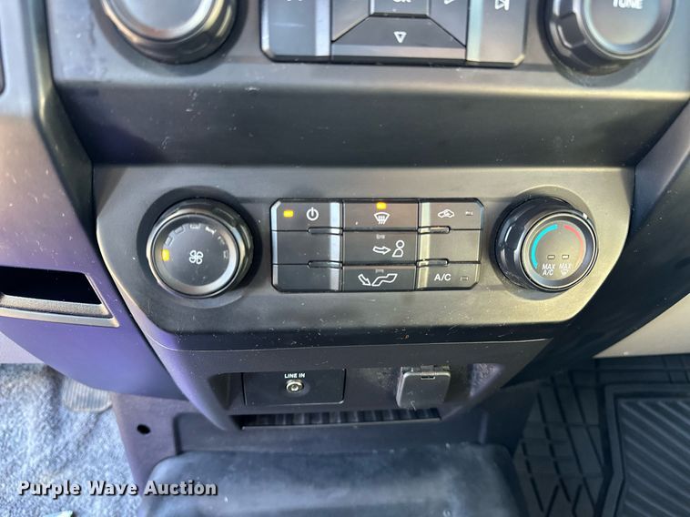 image for item NQ9545 2017 Ford F150  pickup truck