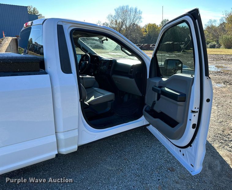 image for item NQ9545 2017 Ford F150  pickup truck