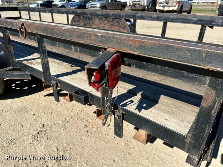 image for item NQ9546 2018 C&M 82x20  utility trailer