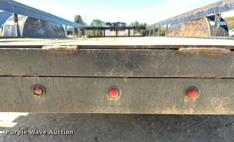 image for item NQ9546 2018 C&M 82x20  utility trailer