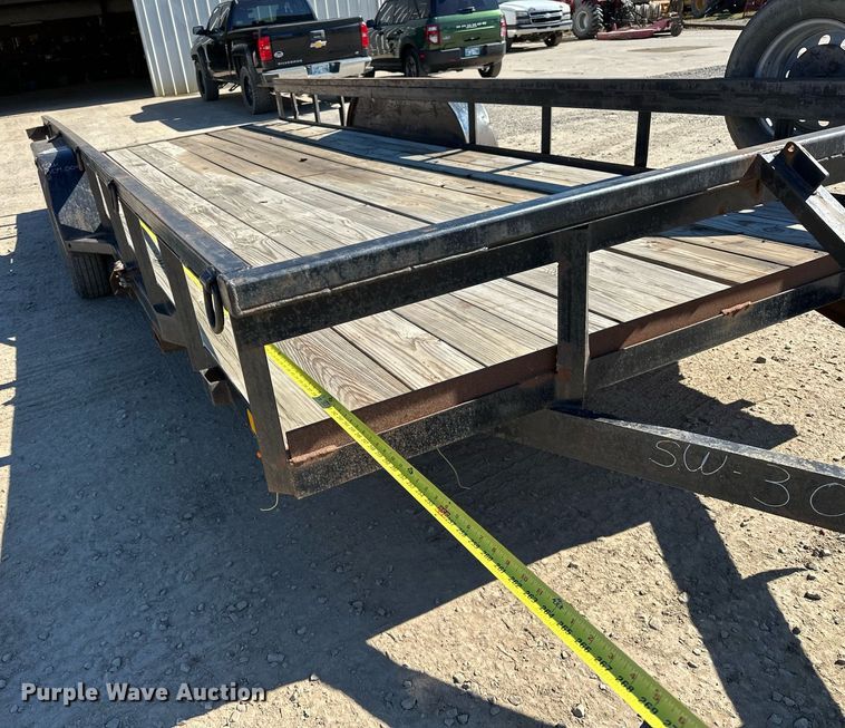 image for item NQ9546 2018 C&M 82x20  utility trailer