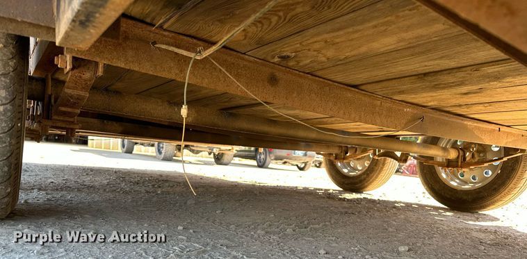 image for item NQ9546 2018 C&M 82x20  utility trailer